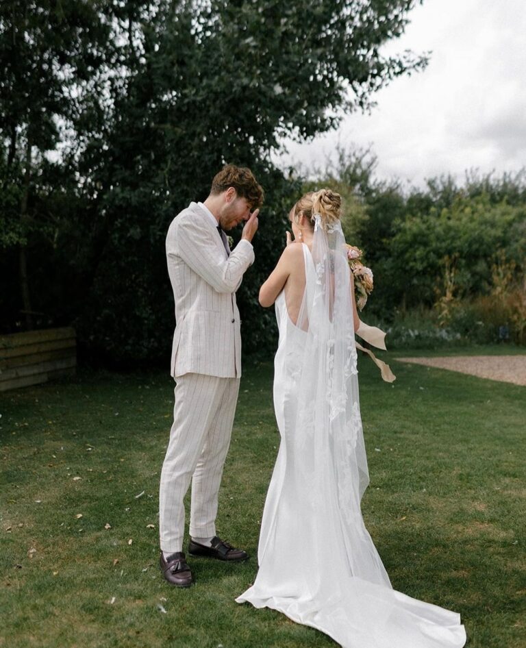 Beautiful wedding vows exchange at Emiley Nature Reserve